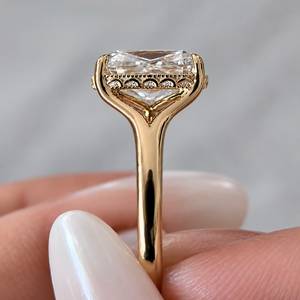 Anillo de Compromiso con Diamante Cultivado en Laboratorio, Corte Cojín, Chapado en Oro de 18K, Banda Solitaria, Joyería Clásica para Mujer - Product Image 2