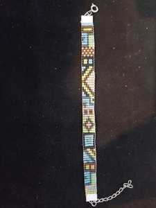 Bracelet Perlé Fait Main Motif Pierre Noire Jaune Argentée pour la Fabrication de Bracelets NOUSHAD ARTISANAT NH-689 Certifié IGI Uttar - Product Image 3