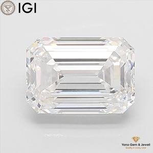 Diamante cultivado en laboratorio CVD con forma de esmeralda, color E, claridad VVS1, con certificado IGI, 3.50 quilates, para un anillo de compromiso perfecto. - Product Image 1