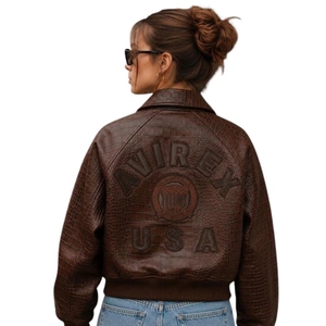 Chaqueta Bomber Corta de Cuero Genuino con Estampado de Cocodrilo Avirex, Diseño Nuevo y Grueso para Invierno, Venta al Por Mayor Personalizada |   Retro para Mujer - Product Image 3