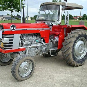 Tracteur à roues Massey Ferguson 165 d'occasion en bon état, 75 CV, avec composants essentiels (moteur, pompe à engrenages), très abordable - Product Image 1
