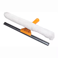 Outil de nettoyage de vitres à poignée orange Poignée en plastique avec grattoir en caoutchouc et tampon de nettoyage blanc flou