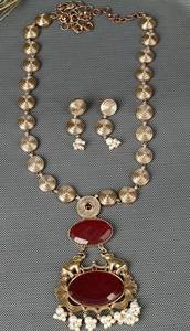 Parure Collier Long Pendentif et Boucles d'Oreilles en Laiton Plaqué Or Oxydé Antique avec Motif Amoureux et Pierre Rouge Bohème pour Femme, Cadeau de Mariage - Product Image 3