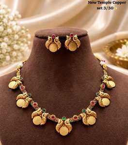 Traditional South <b>Indian</b> Temple Necklace Set High Quality Gold Plated Vintage Style Crystal Rhinestone Flower Engagement Party - Product Image 1
