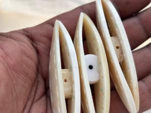 Premium hand carved bone tatting shuttles Smooth durable and perfect for intricate lacework Inquire now for bulk wholesale - Product Image 4