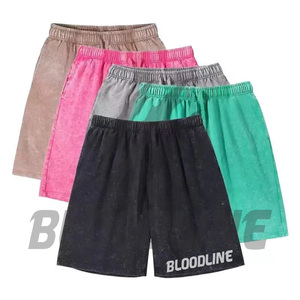 Shorts courts pour hommes en PU noir, taille haute, taille élastique, couleur unie, style décontracté - Product Image 1