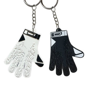 Porte-clés Gants de Gardien de But en PVC Caoutchouc de Qualité Supérieure – Vente Chaude en Gros - Product Image 6