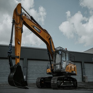 Excavatrice d'occasion Sany SY215C de qualité supérieure, moteur 110 kW, état quasi neuf (90%), machine d'origine conçue pour la construction. - Product Image 6