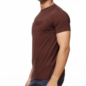 Camiseta de Hombre, Corte Ajustado, Cuello Redondo, Tela Elástica y Cómoda, Estilo Casual, Diseño Moderno y Minimalista, Prenda Esencial para el Día a Día - Product Image 3