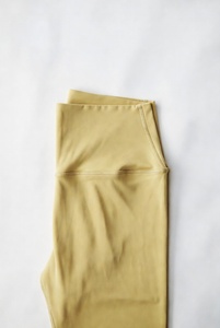 Leggings/Pantalons de yoga : Flexibilité supérieure, respirabilité inégalée, séchage rapide, grandes tailles. Améliorez votre pratique du yoga, performez avec confiance. - Product Image 6