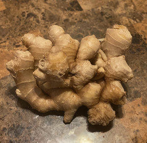 Racines de gingembre frais – Gingembre naturel de qualité supérieure – Aromatique et savoureux - Product Image 1