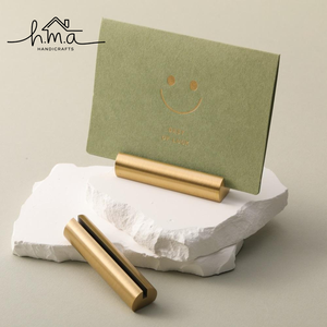 Porte-cartes de visite minimaliste en métal doré, support de présentation de cartes cylindrique pour bureau, décoration moderne pour table de bureau, porte-cartes photo - Product Image 4