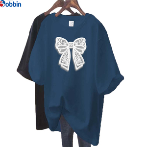 Camiseta Personalizada para Mujer, Estilo Urbano Oversize - Jersey de Algodón Suave con Gráfico de Lazo, Diseño de Hombros Caídos para un Estilo Moderno - Product Image 2