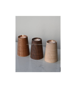 Portavelas de madera con múltiples ranuras para varias velas de té, ideal para fiestas, bodas o momentos románticos. - Product Image 3