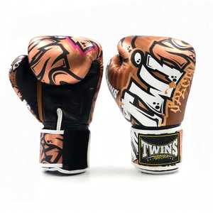 Guantes de Boxeo Dobles de Color Dorado, en Oferta, Hechos de Cuero Genuino con Cierre de Velcro para Entrenamiento y Sparring de Kick Boxing y Artes Marciales - Product Image 4