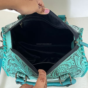 2025 moda personalizada portátil Floral mano Tooled cuero Speedy Bag al aire libre cuero de vaca genuino bolsas de viaje para Unisex - Product Image 6