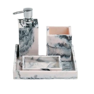 Juego de baño de resina de 4 piezas, elige cualquier color, bandeja dispensadora de jabón de lujo, soporte para pasta de dientes, la mejor calidad - Product Image 1