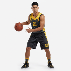 Maillot de basket-ball personnalisé sublimé noir et jaune sans manches col en V coupe athlétique adulte séchage rapide uniforme d'équipe avec le numéro 23 - Product Image 2