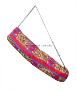 Bolsa de yoga plegable hecha a mano, ecológica, de algodón, con estampados modernos de animales, ligera, duradera, con correa ajustable. - Product Image 1