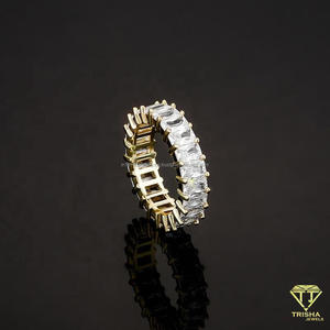 Bague éternelle de luxe en argent sterling 925 avec diamants moissanite taille baguette pour les acheteurs de bijoux en gros - Product Image 2