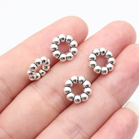 Kugel-Cluster-Blumenring-Abstandsperle 11x11x3,2mm Silberfarbene Zinklegierung für Gestapeltes Boho-Armband