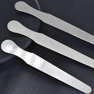 Espátula Depresora de Lengua Premium Reutilizable de Acero Inoxidable de un Solo Extremo para Examen Oral y Diagnóstico Faringeo - Product Image 4