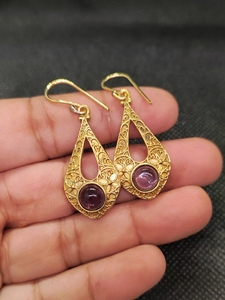 Pendientes de latón con piedra preciosa de amatista |   Joyería Artesanal |   Proveedor Mayorista - Product Image 4