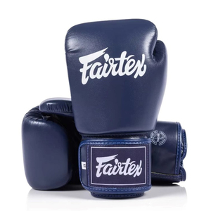 ถุงมือคิกบ็อกซิ่ง Fairtex แบบมืออาชีพ รับผลิตตามสั่งพร้อมโลโก้ สายรัดปรับได้ หนังแท้ ปิดแบบตีนตุ๊กแก สำหรับการต่อสู้ - Product Image 1