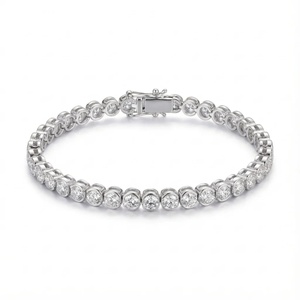 Bracelet tennis rond entièrement serti de diamants - Or 9k, 14k, 18k - Product Image 5