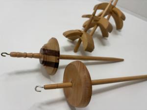 Hiladora turca de madera artesanal y hiladora de caña para hilar hilo, artesanía con fibras y fabricación textil - Product Image 4
