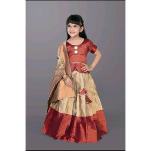 Tissage en jacquard de soie fantaisie vêtements pour enfants LEHENGA CHOLI AVEC DUPATTA Gharara - Product Image 1