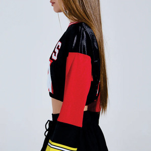 Jersey Corto de Fútbol Americano para Mujer, Manga Larga, Transpirable, de Poliéster, Ropa Urbana, Diseño de Número Bordado Personalizado, Venta al Por Mayor OEM - Product Image 6