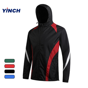 Giacca a Vento da Allenamento di Calcio con Cappuccio, Stile Vintage di Lusso, Personalizzabile per Uomo, Vendita Diretta dalla Fabbrica - Product Image 1