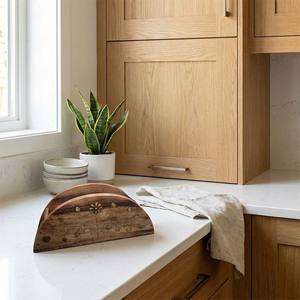 Boîte à mouchoirs moderne en bois avec design vintage, écologique, faite à la main, autoportante pour la décoration du salon - Product Image 3