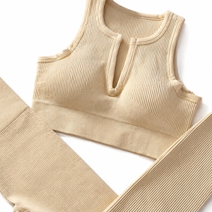 Conjunto de Yoga para Mujer con Logotipo Personalizado de Nuevo Diseño, Ligero, Transpirable, de la Mejor Calidad, Ropa Deportiva para Gimnasio, Ropa Deportiva sin Costuras - Product Image 6