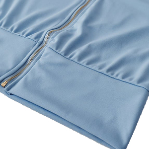 Ensemble de survêtement deux pièces bleu clair pour femme, manches longues, col montant, fermeture éclair, couleur unie, décontracté, respirant, léger, vente en gros - Product Image 4