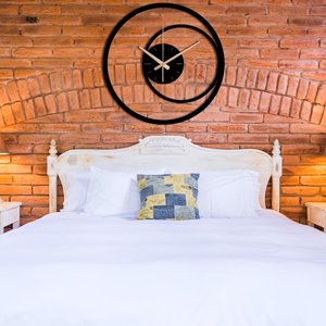 <b>Modern</b> Black Metal Wall <b>Clock</b> Abstract Round Design Decorative <b>Clock</b> for Living Room Home Office Bedroom Indoor Outdoor Interior - Product Image 5