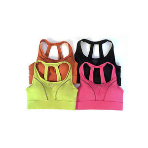 เสื้อชั้นในกีฬา Econex Sports สีเขียว ตะเข็บเรียบ ระบายอากาศได้ดี ผลิตจากผ้าสแปนเด็กซ์/โพลีเอสเตอร์ สายไขว้ด้านหลัง ปิดด้วยซิปด้านหน้า รองรับระดับปานกลาง เหมาะสำหรับโยคะและวิ่ง - Product Image 6