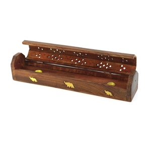 Caja de Incienso de Madera Hecha a Mano con Incrustaciones de Elefantes y Tapa Tallada - Product Image 5