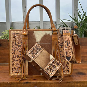 Ensemble de 2 pièces en cuir usiné à la main, dernier style vintage, sac fourre-tout et pochette en fourrure de vachette avec motif floral pour femmes - Product Image 4