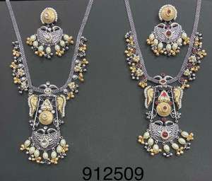 Famoso diseñador inspirado oxidado trabajo pesado collar largo colgante conjunto con chapado en dos tonos en joyería artificial - Product Image 6