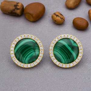 Boucles d'oreilles pendantes en malachite verte, argent sterling 925 plaqué or 14 carats, bijoux délicats de luxe, pierre de naissance, cadeau pour tous les jours - Product Image 1