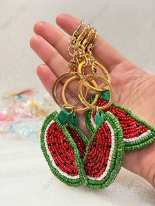 Al por mayor Colgante para bolso y llavero de rodaja de sandía con cuentas de algodón hecho a mano, Ecológico, Duradero, Accesorio de moda de verano OEM ODM - Product Image 3