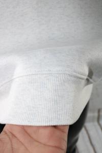 Sweat-shirt à col montant gris cendré SAMFORD, 100% coton, avec broderie appliquée bleu marine, col large, URBAN PRODUCTIONS - Product Image 4