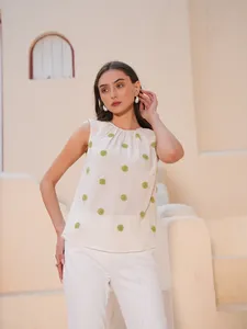 Chaleco Bordado Beige de Diseño Elegante, Top de Poliéster con Cuello Barco, Ropa Casual para el Día a Día, para el Hogar, Viajes y un Estilo Cómodo - Product Image 3