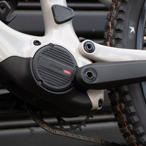 Precio de Fábrica para la Nueva Bicicleta Eléctrica de Montaña Amflow PX Carbon Pro 700Wh para Adultos con 2 Años de Garantía Disponible para Pedidos al por Mayor - Product Image 5