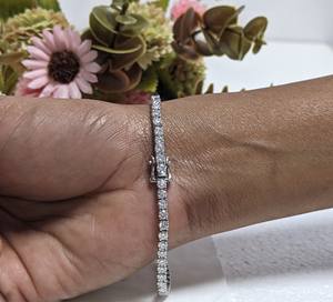 Bracelet tennis à maillons ronds en diamant de laboratoire de 1,10 ct pour femmes, bracelet en or jaune massif 18 carats, bijoux en diamant - Product Image 5