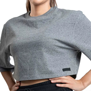 Camiseta Corta Oversize Negra para Mujer, Diseño 2026, con Bajo Cuello Redondo Transpirable, Servicio OEM con MOQ Bajo - Product Image 5
