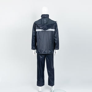 เสื้อกันฝนสีน้ำเงินกรมท่าแบบคอสูง สะท้อนแสง กันน้ำ สำหรับผู้ใหญ่ ผลิตจากโพลีเอสเตอร์สองชั้น หนา 0.18 มม. พร้อมโลโก้สั่งทำ - Product Image 5