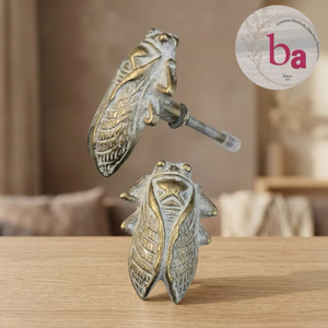 Cast Iron Honey Bee Shape Industrial High Quality Cabinet <b>Knob</b> Handle for Dresser School Hotel Rustic Home Decor <b>Drawer</b> Pulls - Product Image 1